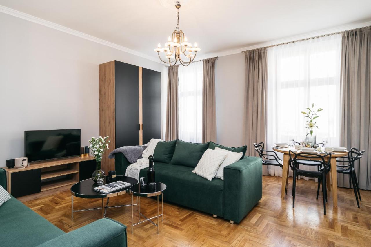 Papillon - Loftaffair Cracovia