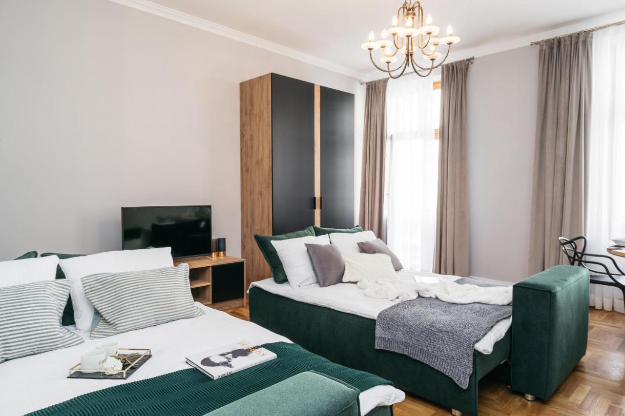 Papillon - Loftaffair Cracovia