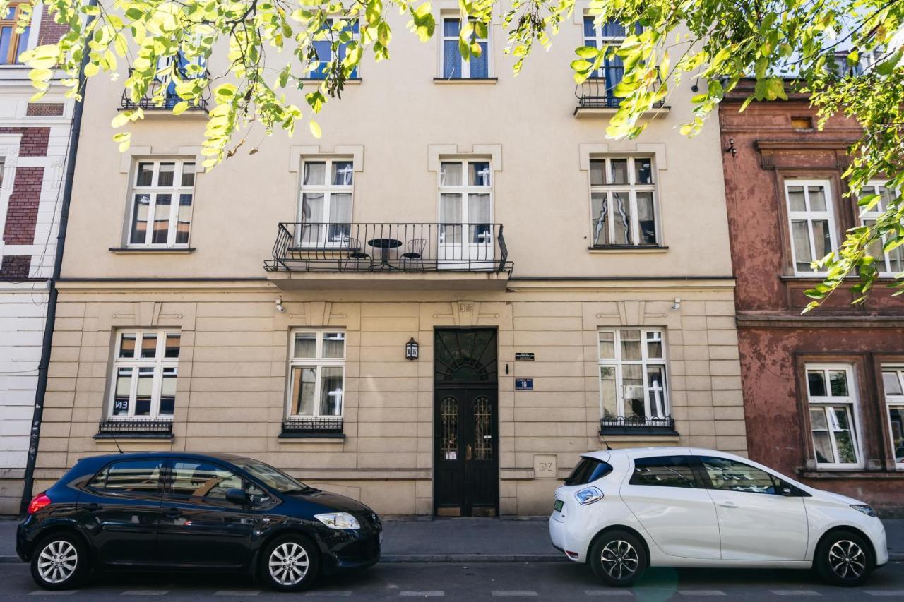 Papillon - Loftaffair Apartment *